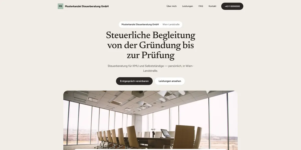 Screenshot einer Beispiel-Seite eines fiktiven Betriebs (Steuerberatung, Wien)